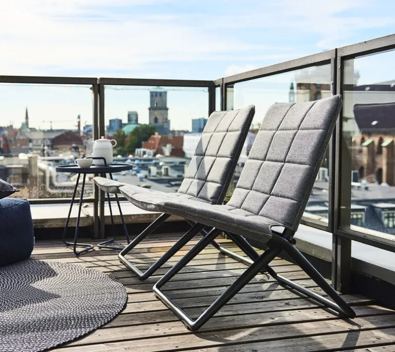 Cane-line On-the-move table, small, dark blue