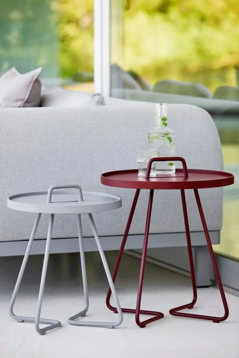 Cane-line On-the-move table, small, dark blue