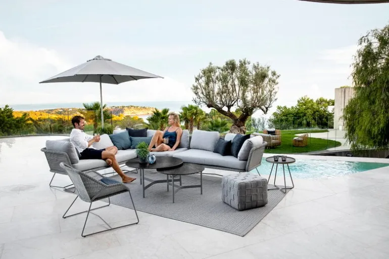 Cane-line Twist coffee table, diam. 70 cm, lava grey - fossil black