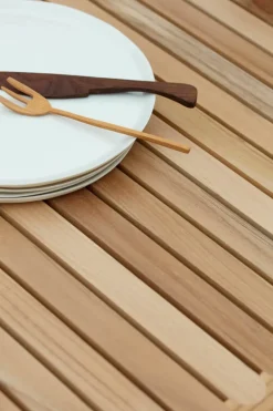 Carl Hansen & Søn AH902 Outdoor dining table, 100 x 98,5 cm, teak