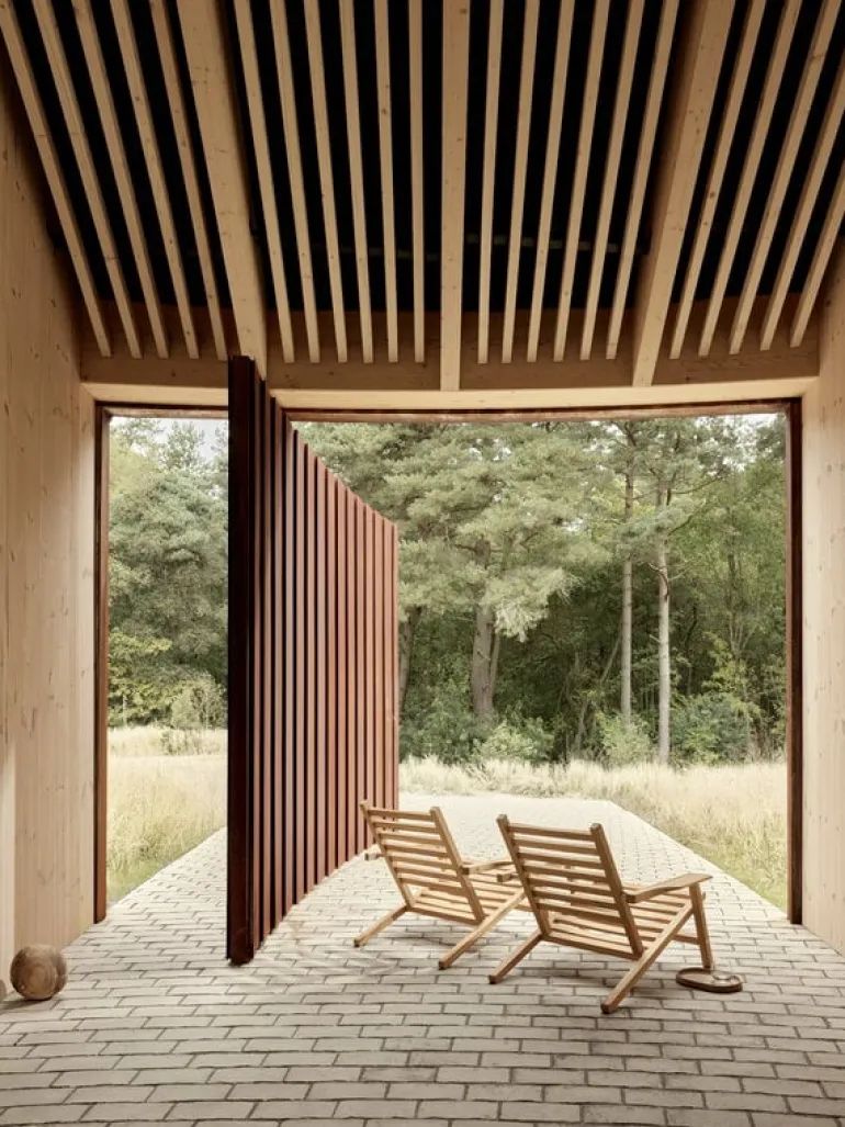 Carl Hansen & Søn AH603 Outdoor deck chair, teak