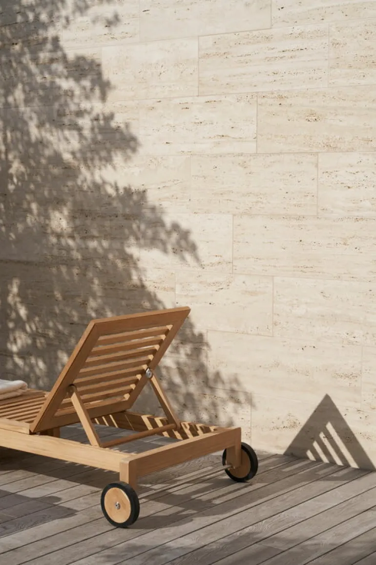 Carl Hansen & Søn AH603 Outdoor lounger, teak