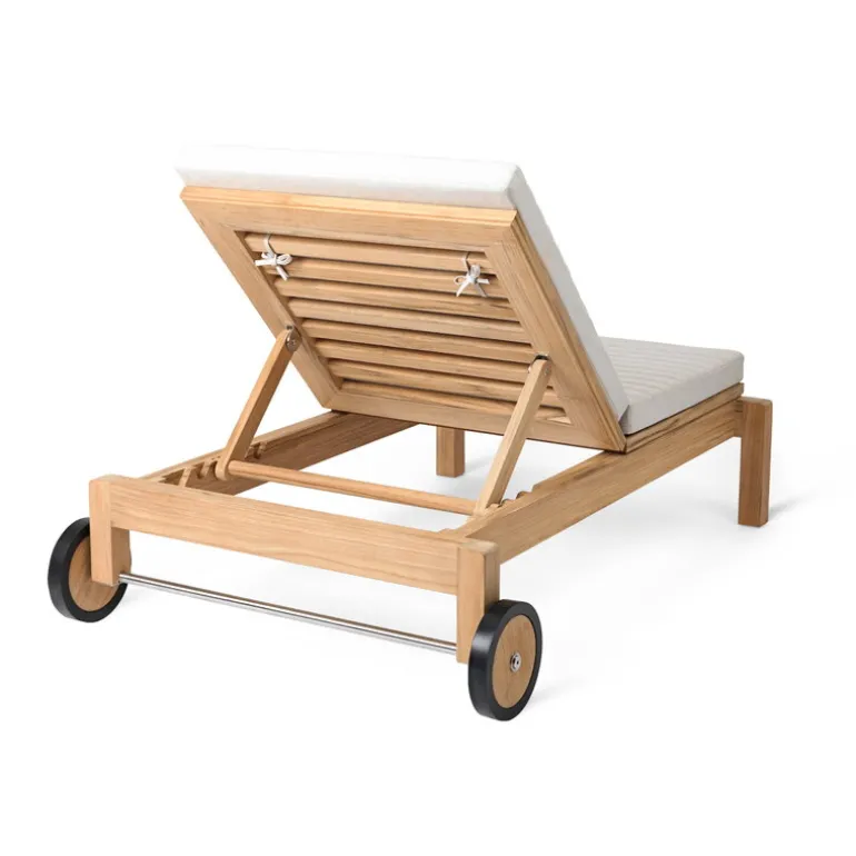 Carl Hansen & Søn AH603 Outdoor lounger, teak