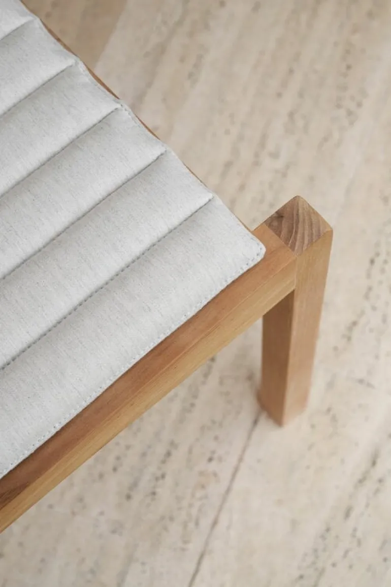 Carl Hansen & Søn AH912 seat cushion, Agora Life Oat