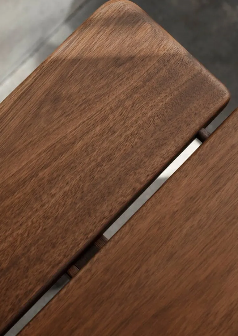 Carl Hansen & Søn BM0699 Asserbo bench w. backrest, 170 cm, dark oiled eucalyptus