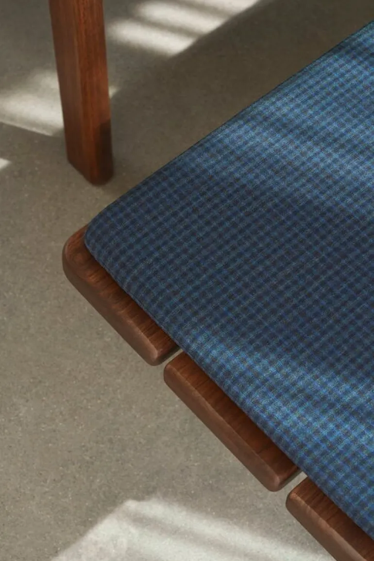 Carl Hansen & Søn BM0699 seat cushion, Recheck 0875