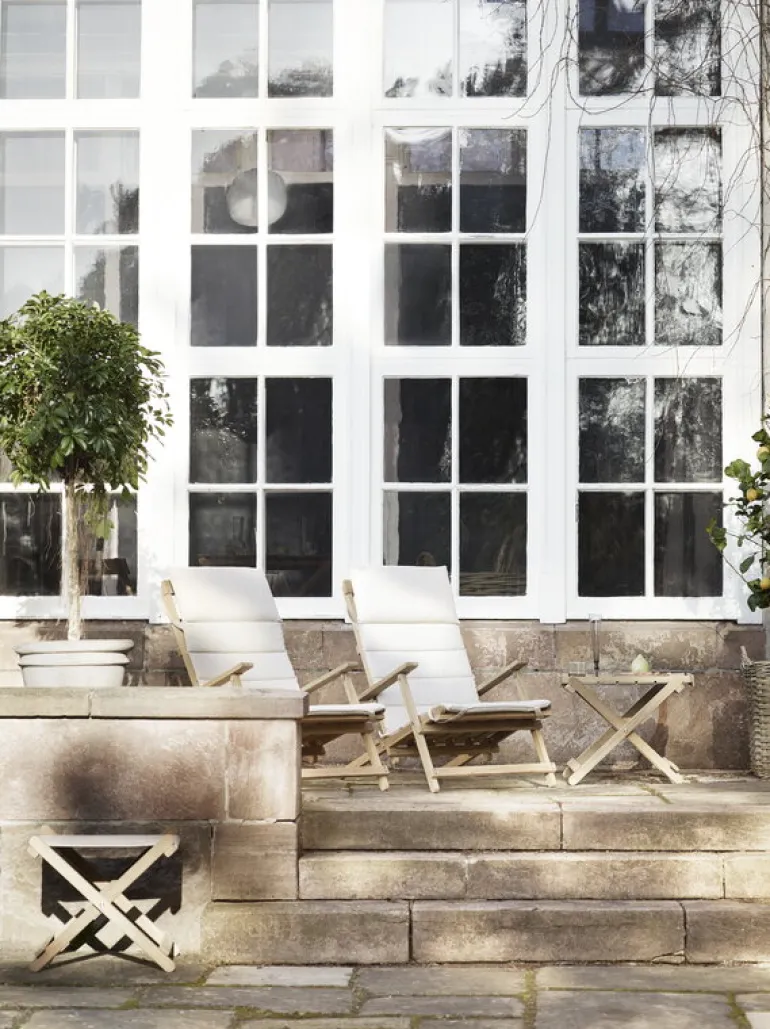 Carl Hansen & Søn BM5868 side table, teak