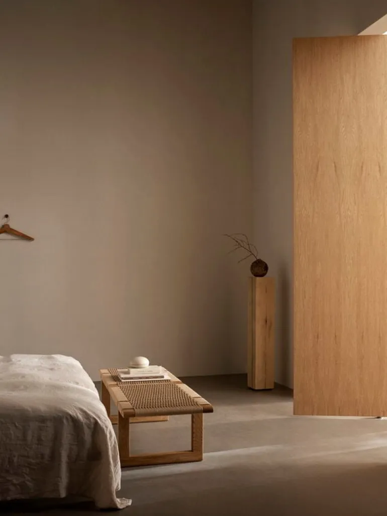 Carl Hansen & Søn BM0489L table bench, long, oiled oak - paper cord