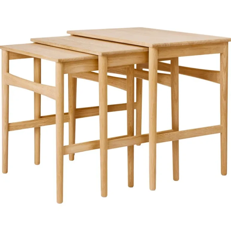 Carl Hansen & Søn CH004 Nesting Tables, oiled oak