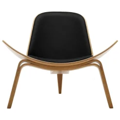 Carl Hansen & Søn CH07 Shell lounge chair, oiled oak - black leather Thor 301