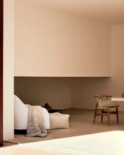 Carl Hansen & Søn CH24 Wishbone chair, smoked oiled oak - natural cord