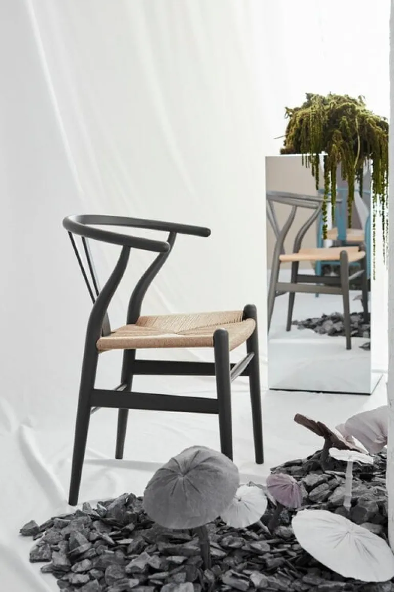Carl Hansen & Søn CH24 Wishbone chair, soft black - natural cord