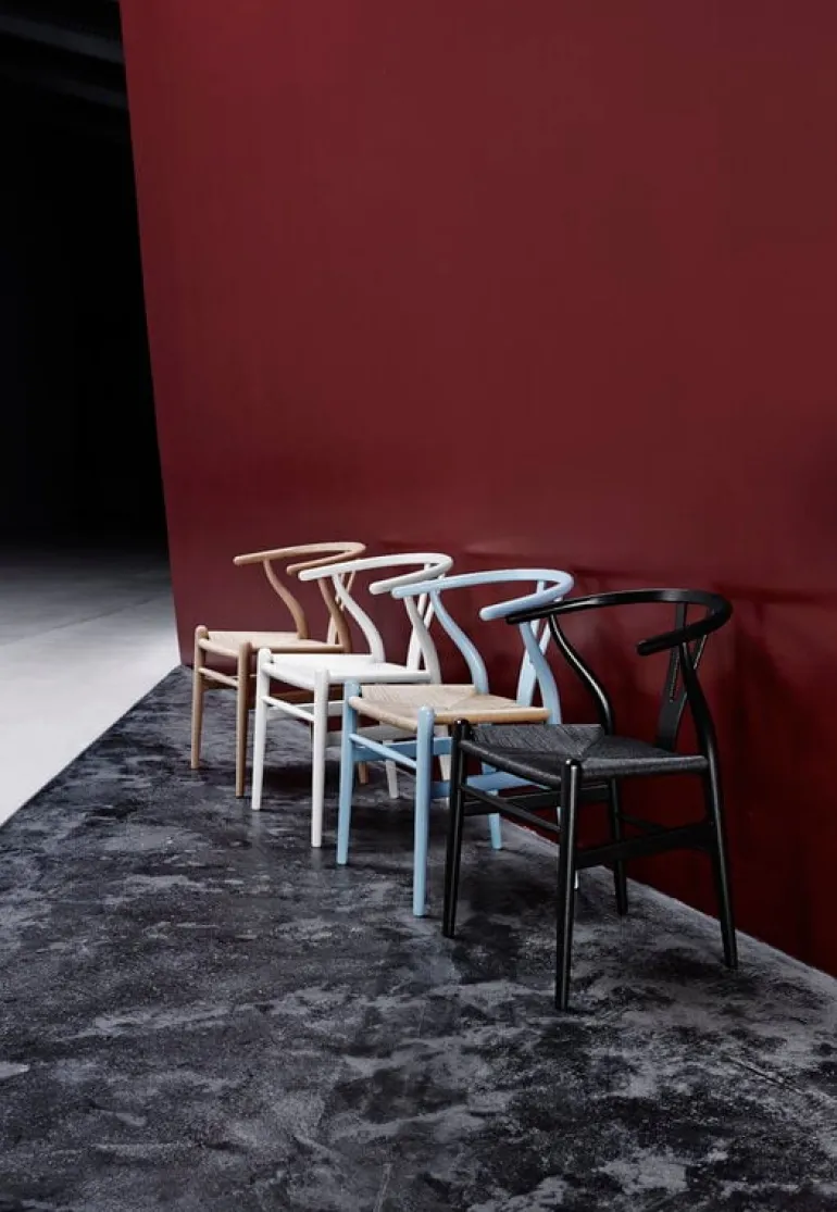 Carl Hansen & Søn CH24 Wishbone chair, black beech - black cord