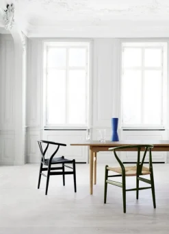 Carl Hansen & Søn CH24 Wishbone chair, black beech - black cord