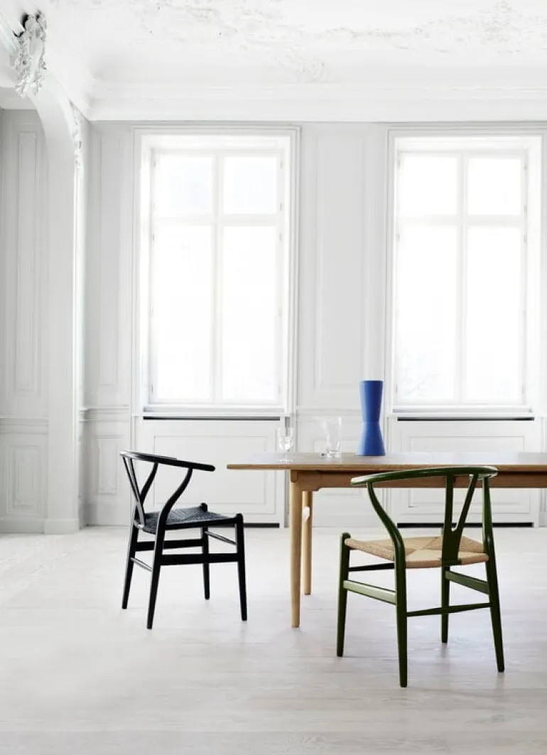 Carl Hansen & Søn CH24 Wishbone chair, black beech - black cord