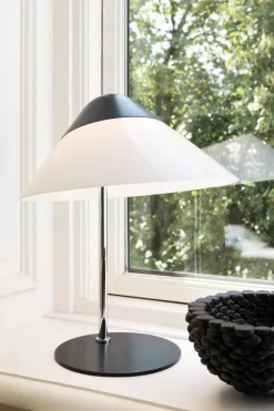 Carl Hansen & Søn Opala Mini table lamp, white