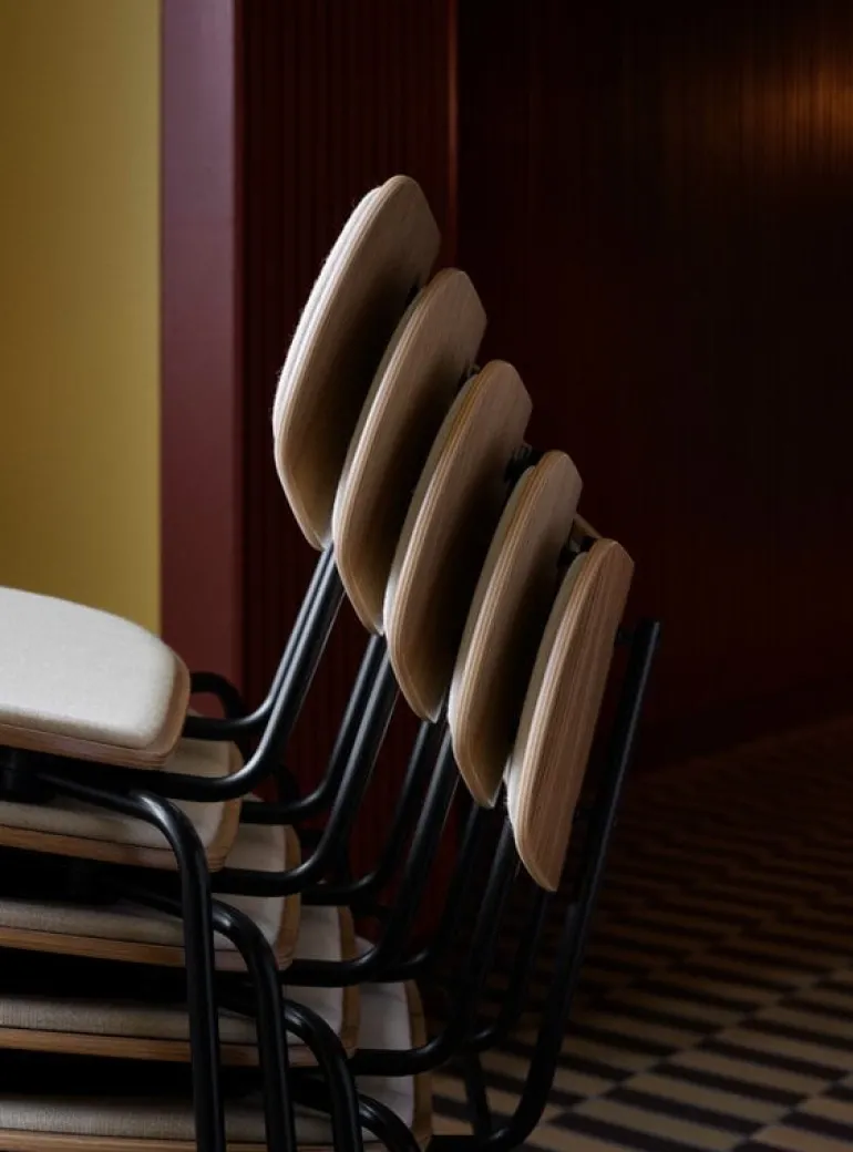 Carl Hansen & Søn VLA26P Vega chair, black - lacquered oak - Mood 01104