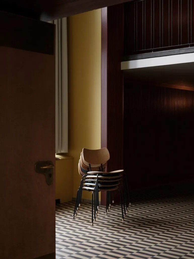 Carl Hansen & Søn VLA26P Vega chair, black - lacquered oak - Mood 01104