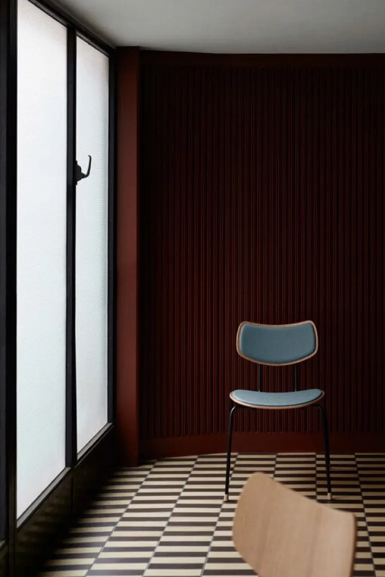 Carl Hansen & Søn VLA26P Vega chair, black - lacquered oak - Mood 04102