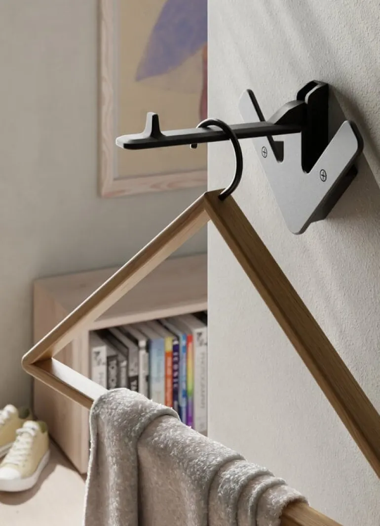 Design House Stockholm Arrow hanger, black