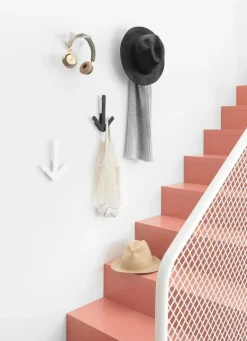 Design House Stockholm Arrow hanger, black