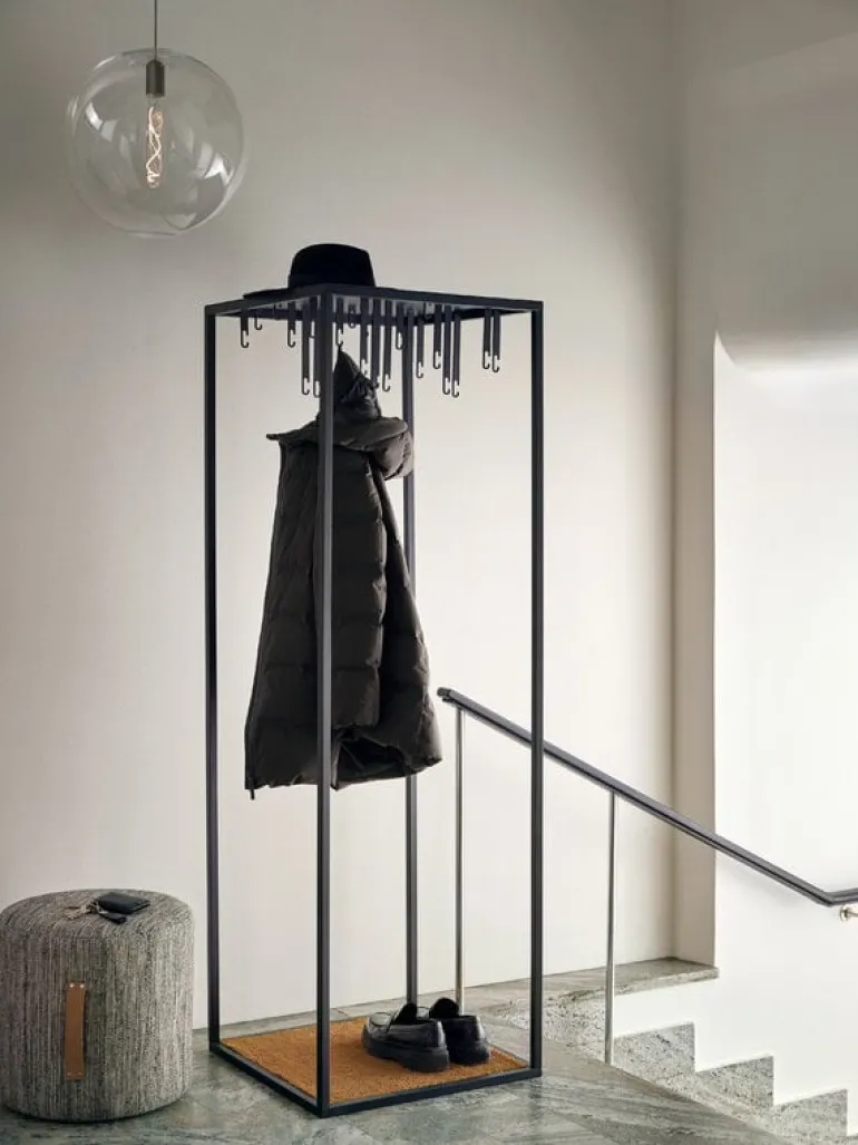 Design House Stockholm Atelier floor hanger