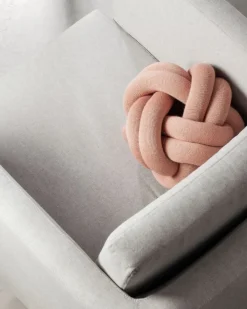 Design House Stockholm Knot cushion, dusty pink
