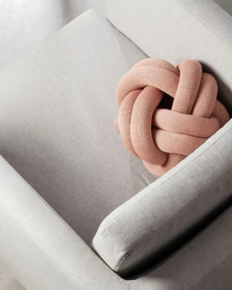 Design House Stockholm Knot cushion, dusty pink