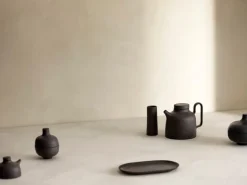 Design House Stockholm Sand Secrets tea pot, black