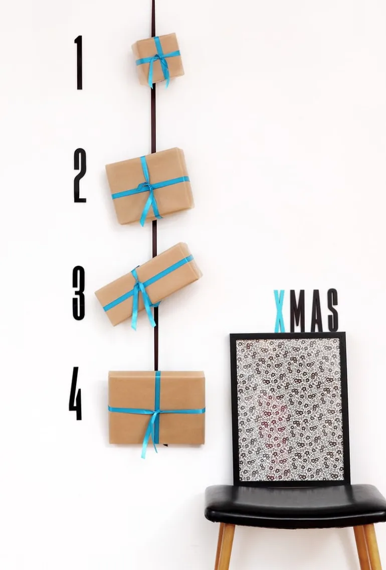 Design Letters Arne Jacobsen wooden letter, black A-Ö