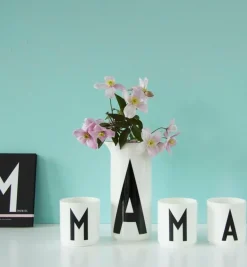 Design Letters Arne Jacobsen porcelain cup, white, A-Z