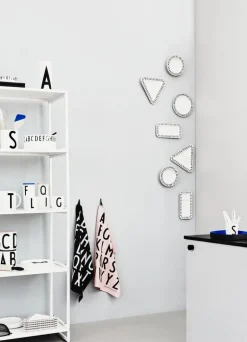 Design Letters Arne Jacobsen porcelain cup, white, A-Z