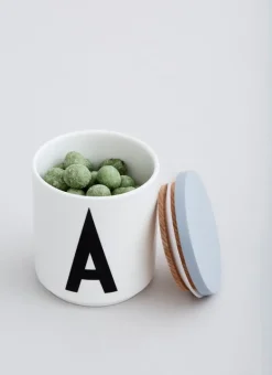 Design Letters Arne Jacobsen porcelain cup, white, A-Z