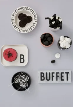 Design Letters Arne Jacobsen porcelain cup, white, A-Z