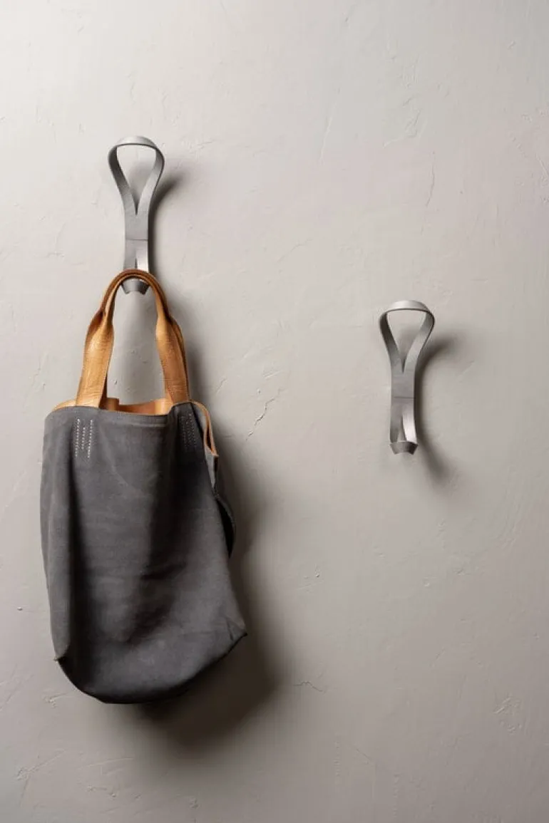 Essem Design Endless hook, aluminium