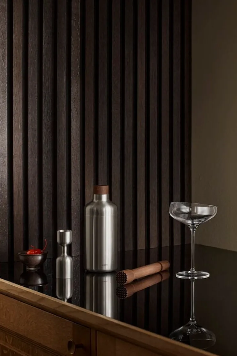 Eva Solo Cocktail shaker, 0,7 L, stainless steel - walnut