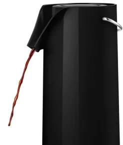 Eva Solo Pump vacuum jug, black