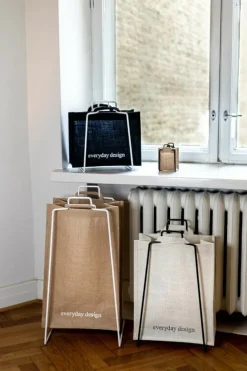 Everyday Design Helsinki paper bag holder, black