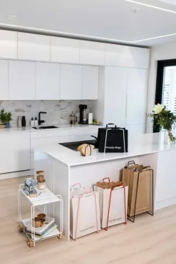 Everyday Design Helsinki paper bag holder, pink