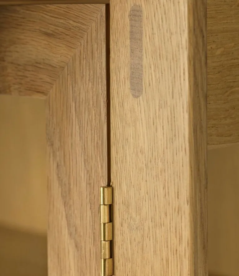 FDB Møbler A90 Boderne display case, 178 cm, lacquered oak