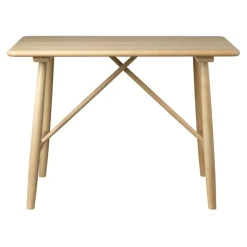 FDB Møbler P10 children's table, beech