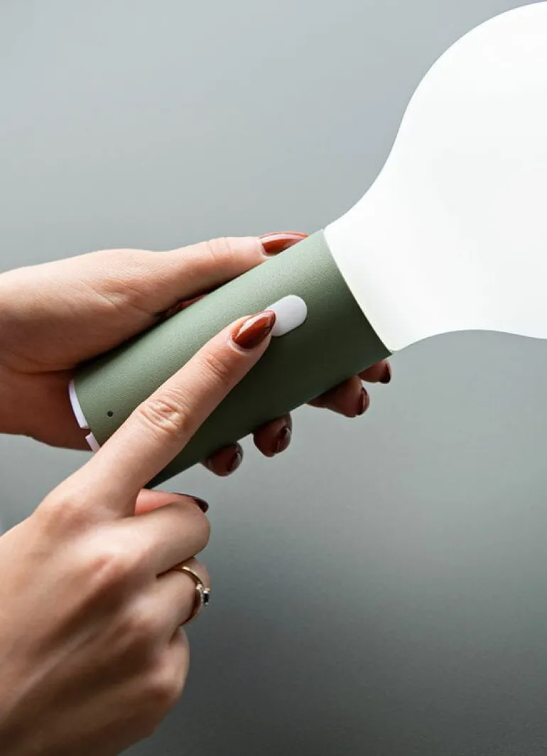 Fermob Aplô portable lamp H24, cactus