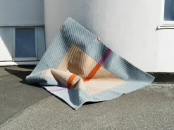 Finarte Akaatti rug, beige - light blue