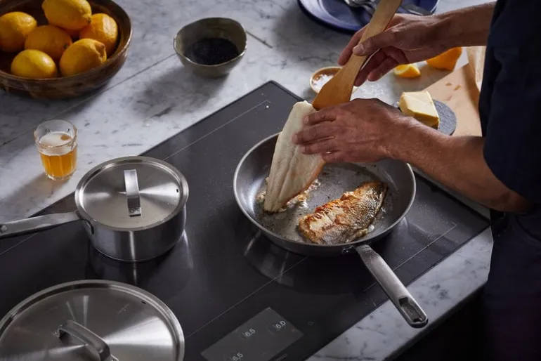 Fiskars All Steel frying pan, 28 cm