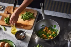 Fiskars All Steel wok pan, 28 cm