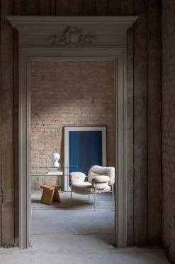 Fogia Bollo lounge chair, Mohawi sheepskin - black