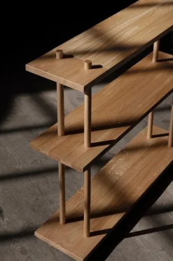 Fogia Bond W103 shelf, lacquered oak