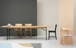 Fogia Figurine chair, lacquered oak