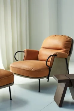 Fogia Lyra armchair, black steel - cognac leather