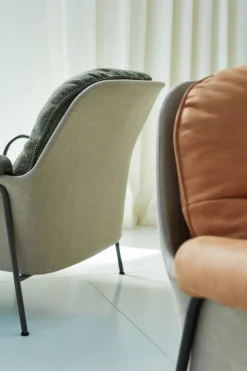 Fogia Lyra armchair, black steel - cognac leather